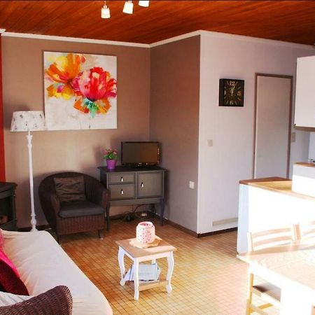 Waulsort Chalet Des Coucousヴィラ エクステリア 写真